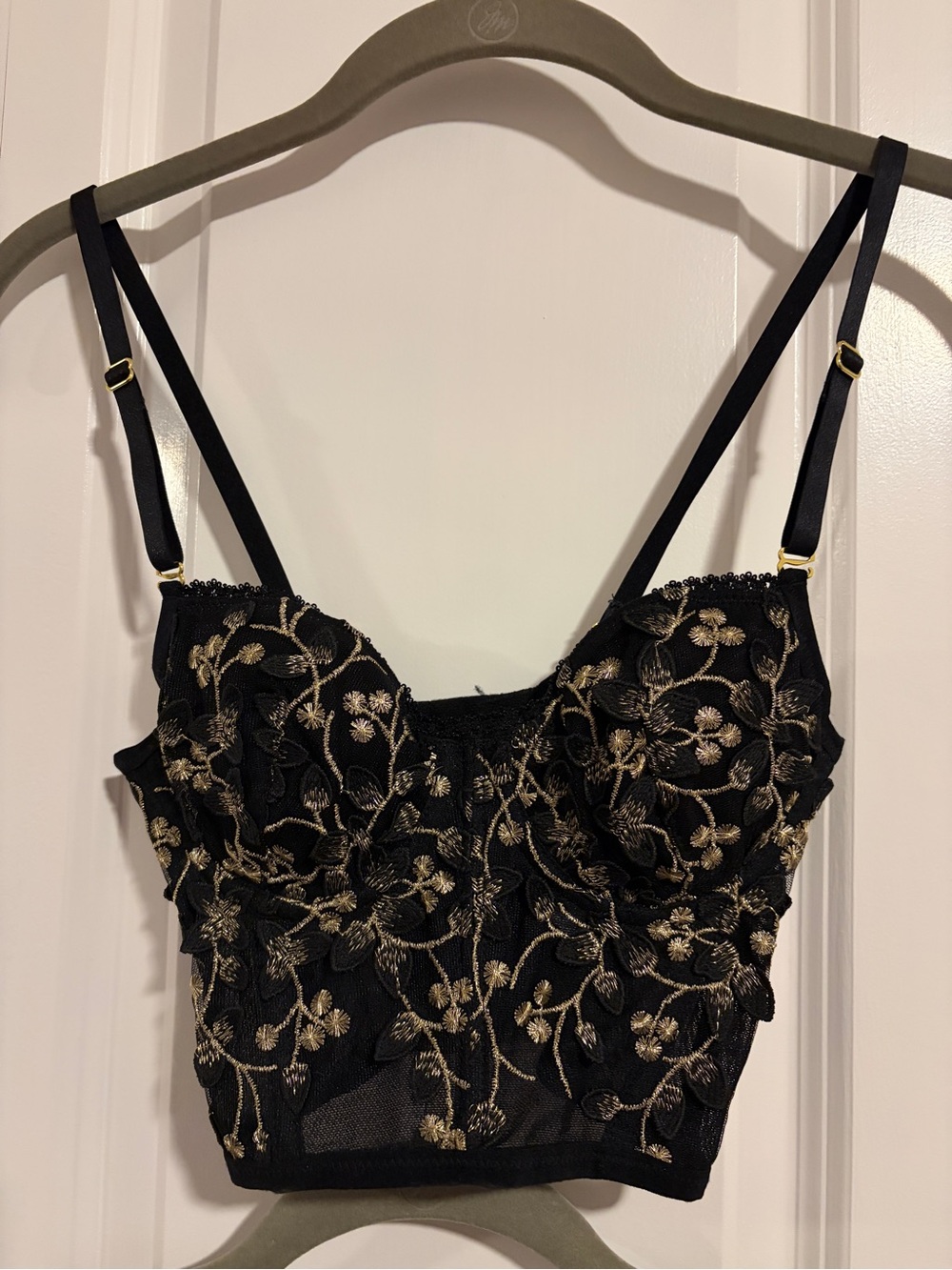 Embroidered Lingerie Set - Picture 2 of 6